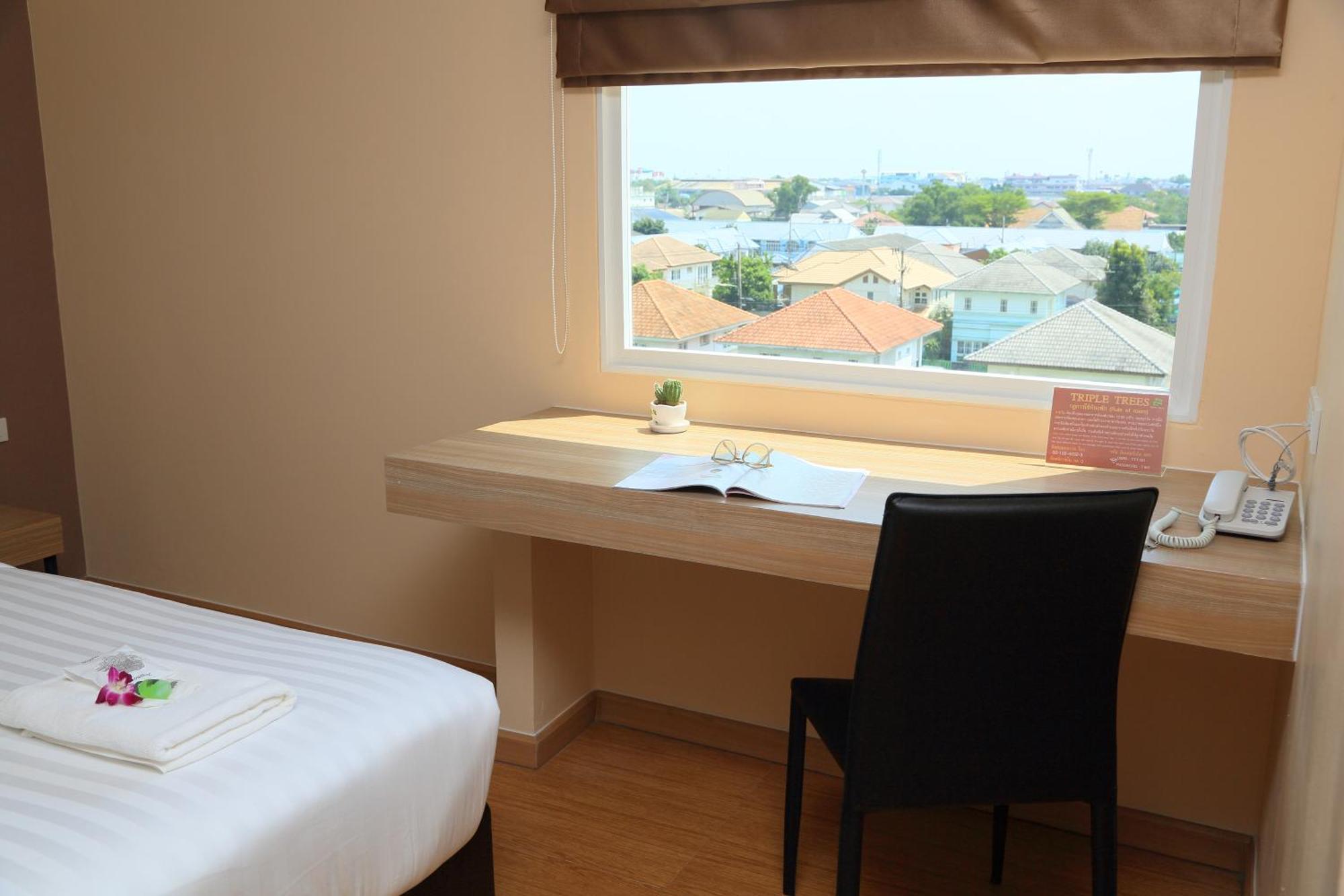 פאתום טאני Triple Trees Hotel מראה חיצוני תמונה