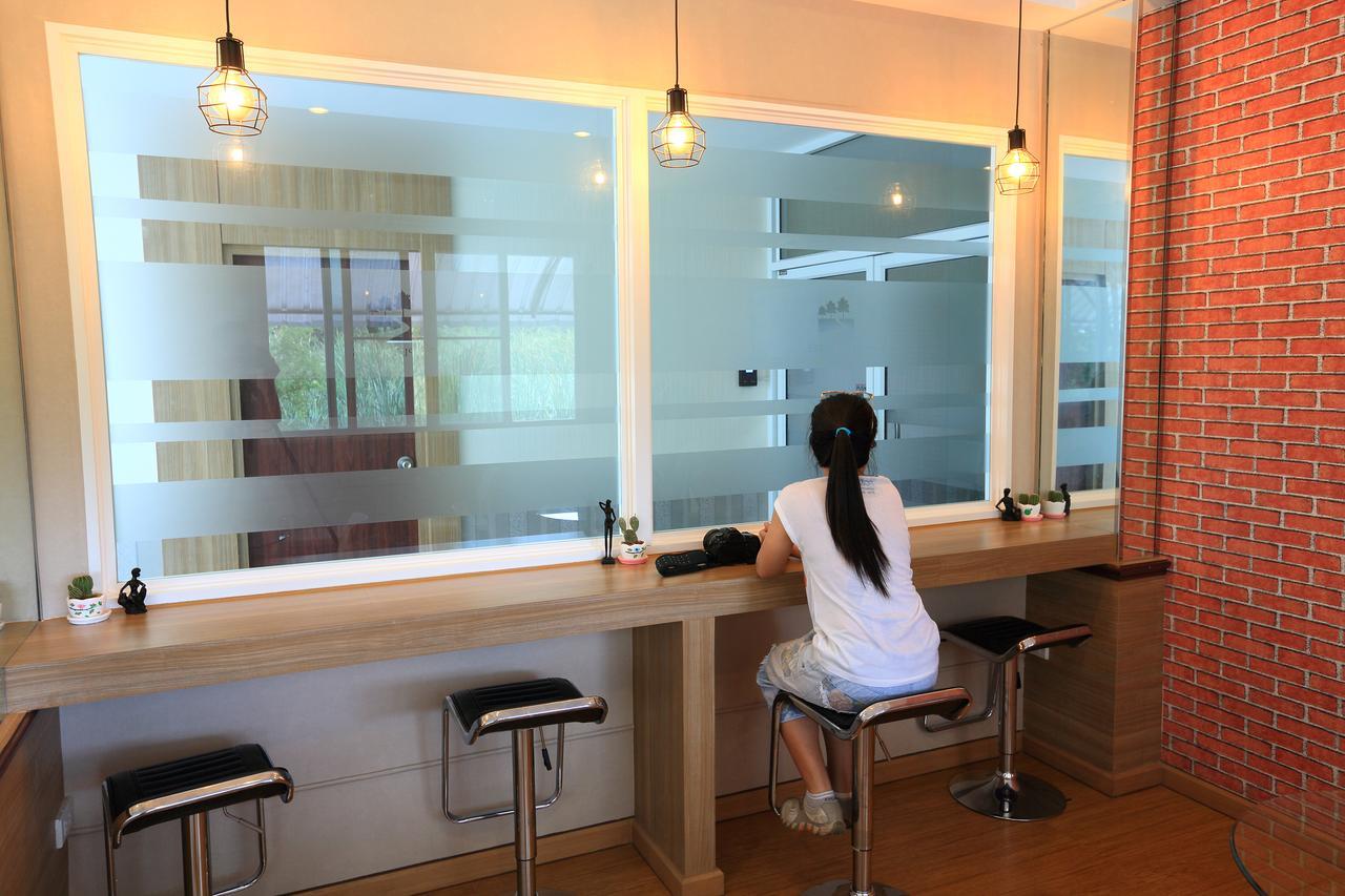 פאתום טאני Triple Trees Hotel מראה חיצוני תמונה